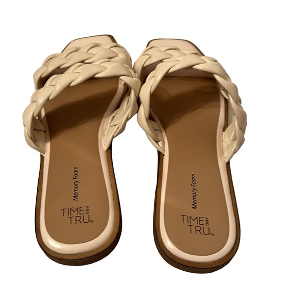 Time and Tru Cream Braided Double Strap Memory Foam Sandals Size 9 - Picture 4 of 6
